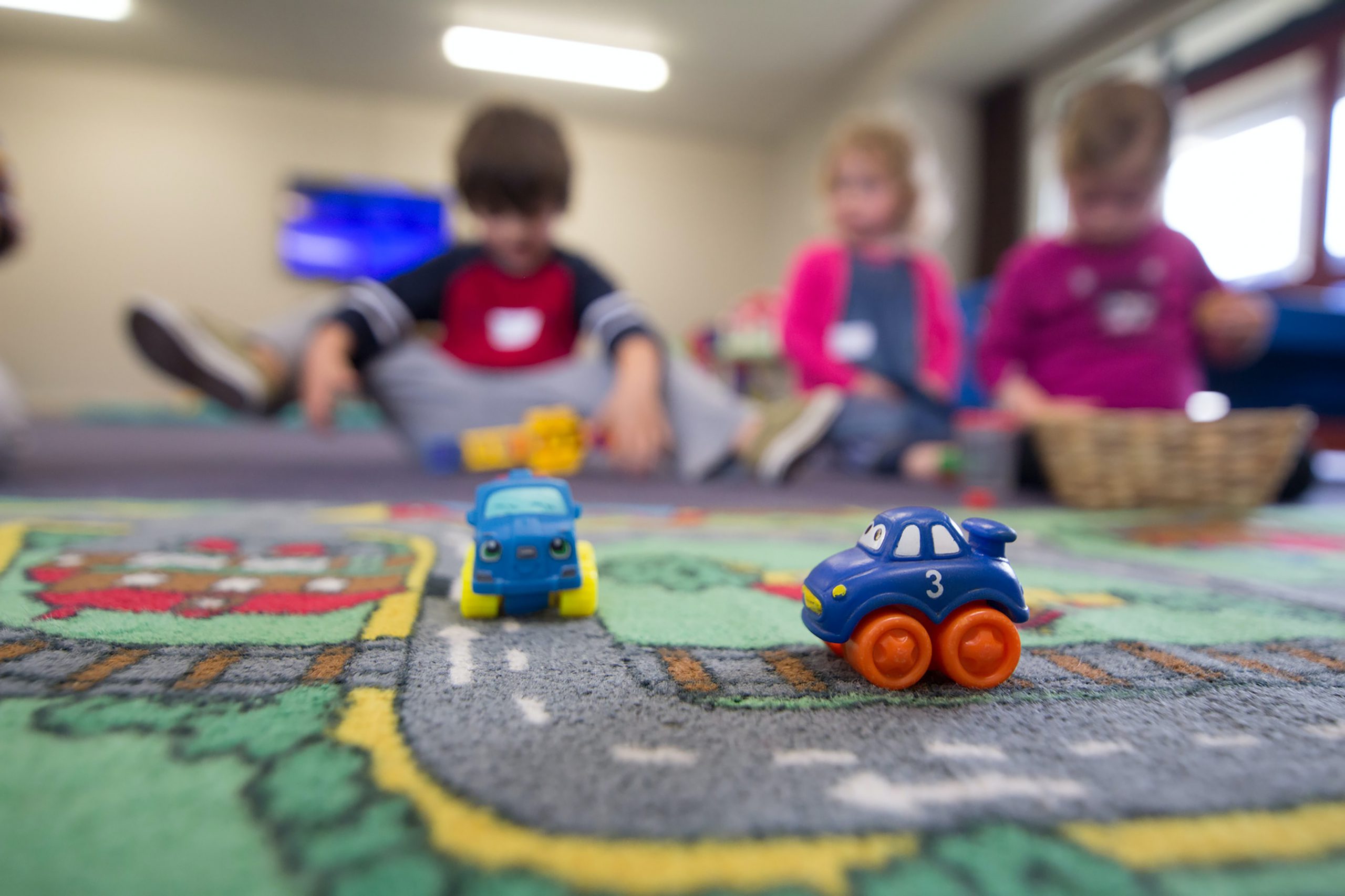 Childs play mat with cars